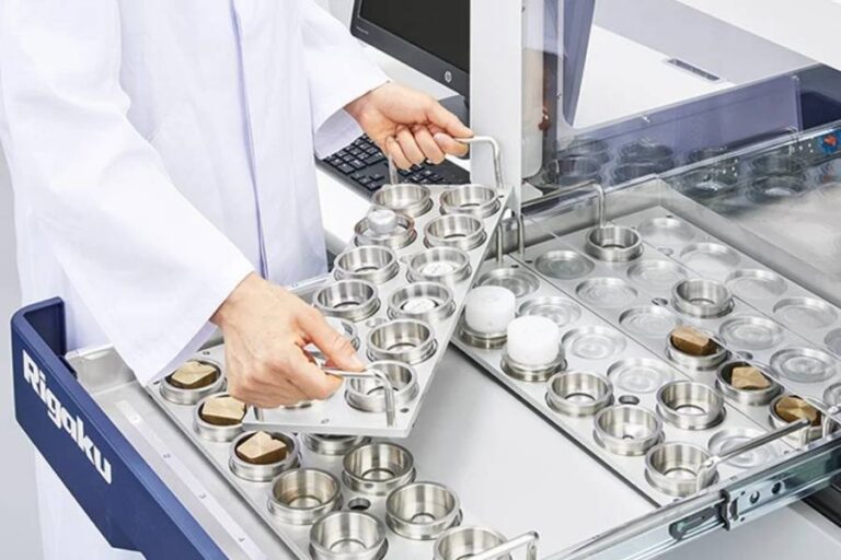 Técnica WDXRF Banner - Paralab distribuye equipo de WD XRF - Fluorescencia de rayos-X por dispersión de onda en España.