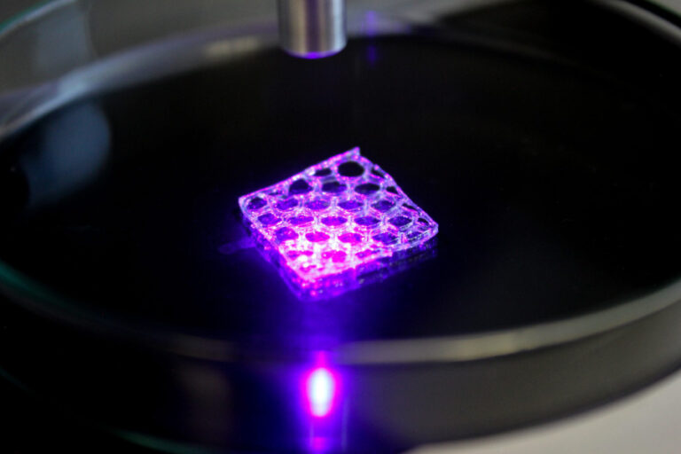 Técnica Bioimpresión 3D Banner - Paralab distribuye equipo de 3D bioprinting en España.