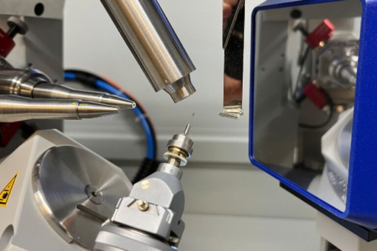 Técnica SC XRD Difracción de Rayos X Monocrystal Banner - Paralab distribuye equipo de Single crystal X-ray diffraction en España.